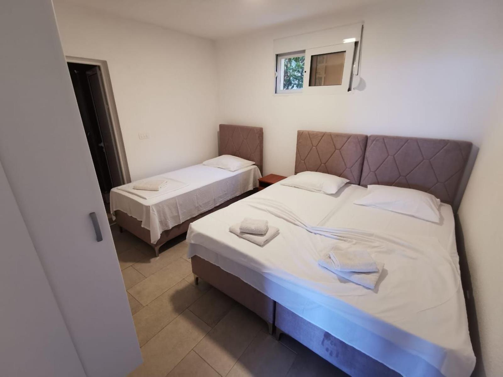 Apartments Bibic Budva Exteriör bild