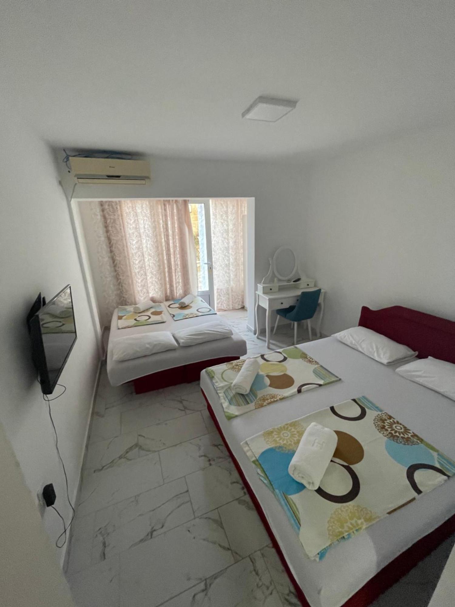 Apartments Bibic Budva Exteriör bild