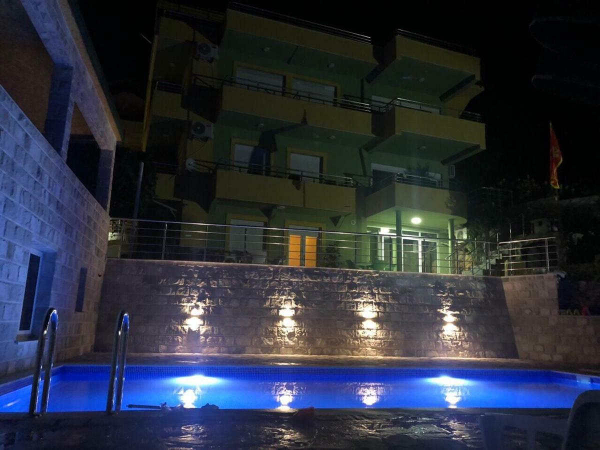 Apartments Bibic Budva Exteriör bild